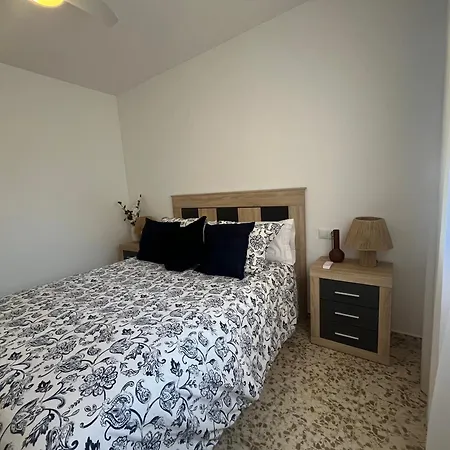 Rent4 Huelin Διαμέρισμα *