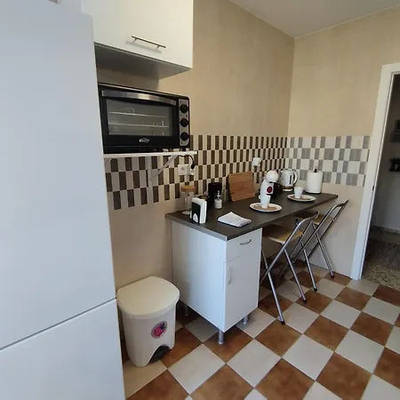 Διαμέρισμα Rent4 Huelin