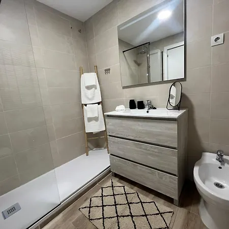 Rent4 Huelin Apartment *